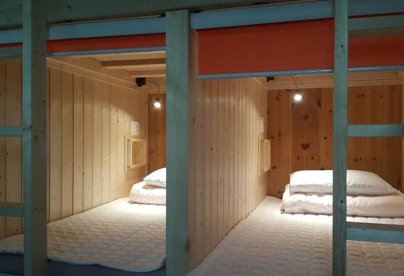 Pensão Favian Guest House