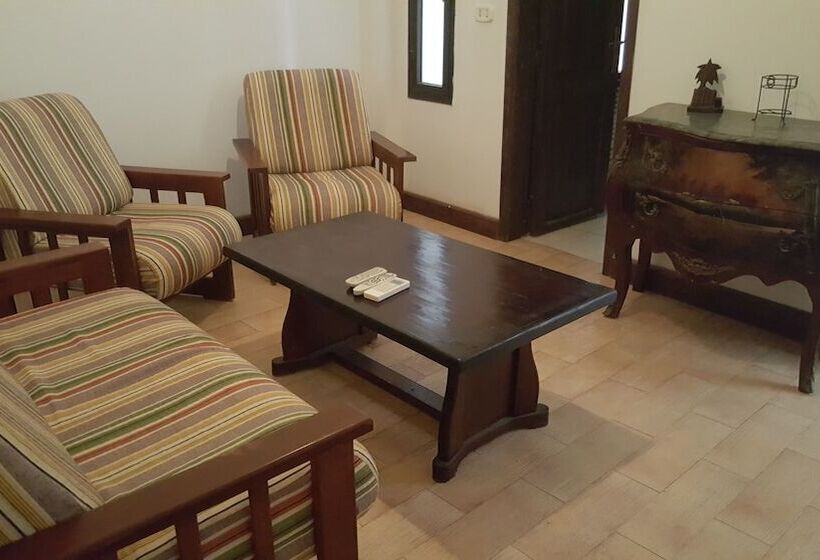 پانسیون Sandy House