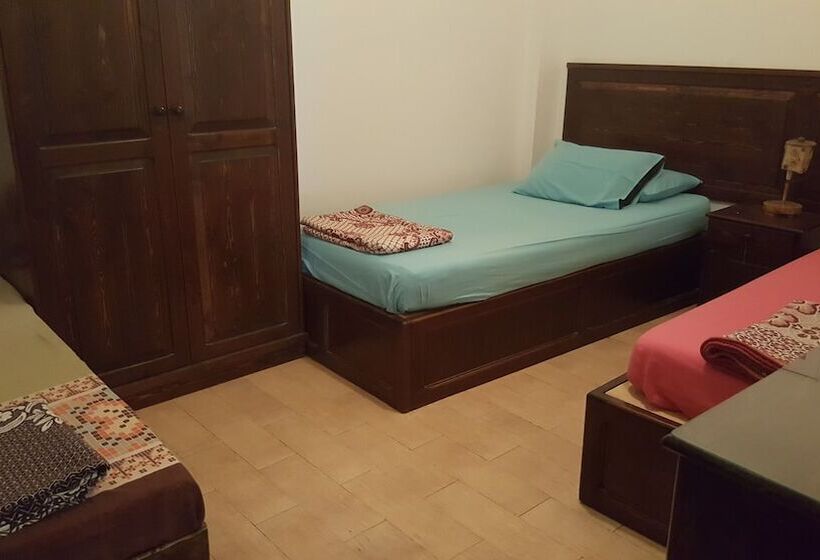 پانسیون Sandy House