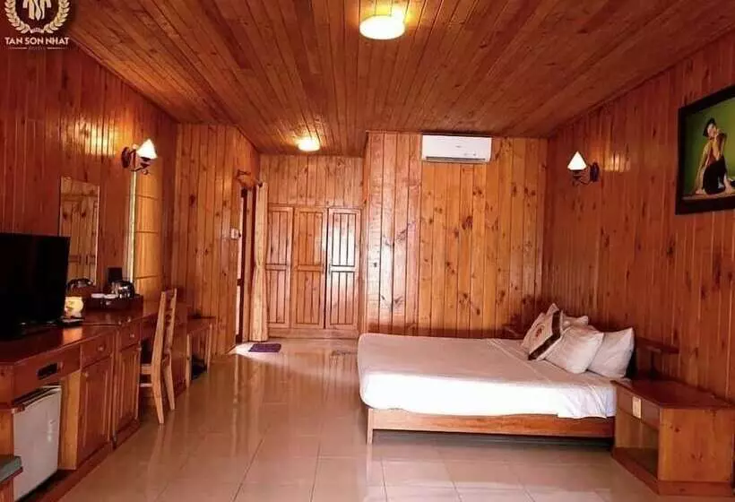 Tan Son Nhat Con Dao Resort