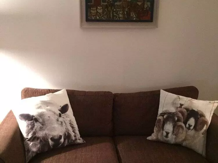 Harris White Cottage