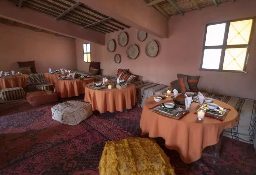 هتل Erg Chegaga Standard Camp
