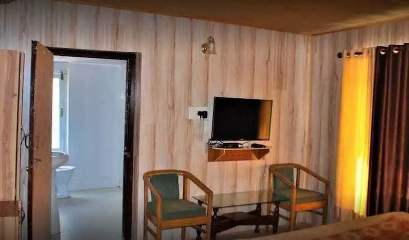 ホテル Greenland Kargil