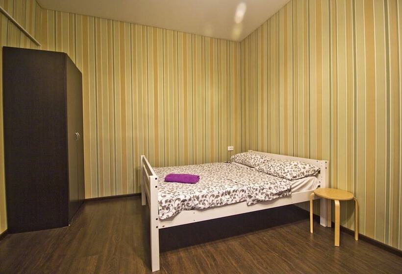 Lakshmi Rooms Park Pobedy