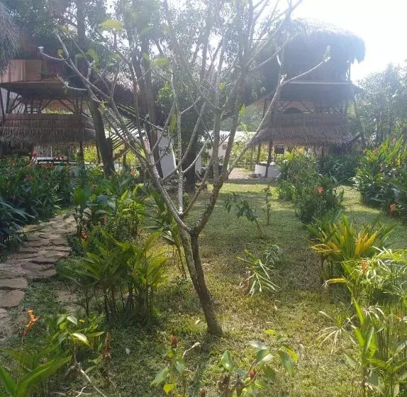 پانسیون Mama Clares