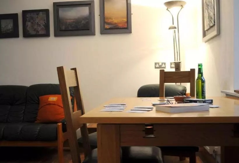 پانسیون Stornoway Bed And Breakfast