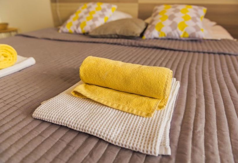 Studios Titine And Citronnade