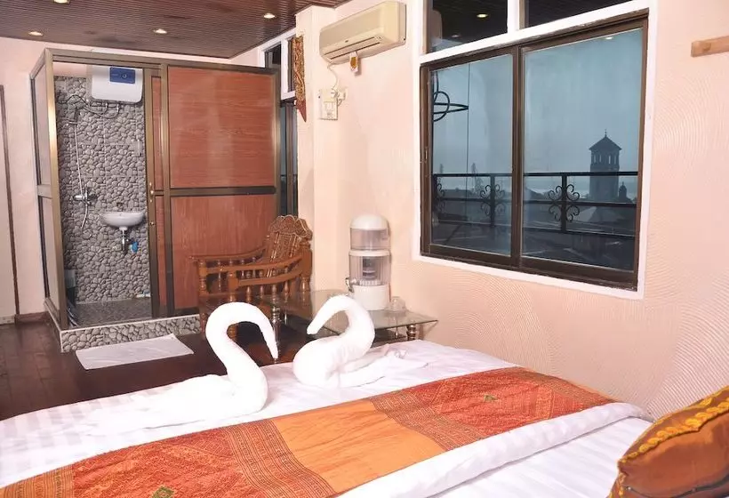 Asian Bliss Myanmar Hostel