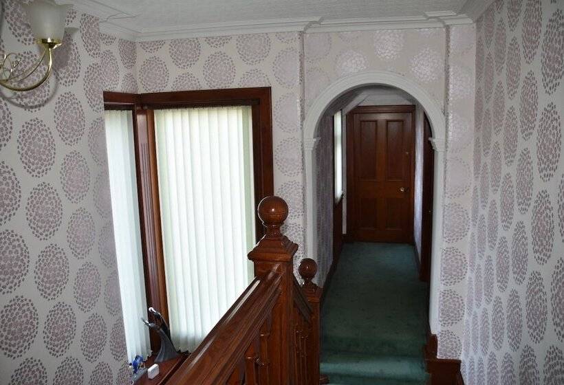 Aamiaismajoitus (B&B) The Gables