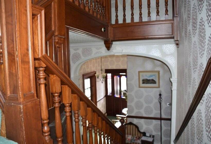 Aamiaismajoitus (B&B) The Gables