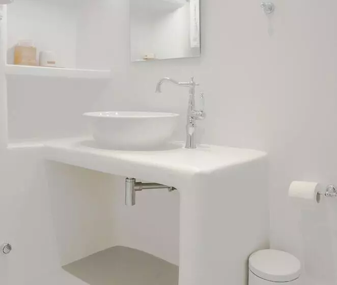 Eden View Suites & Villas