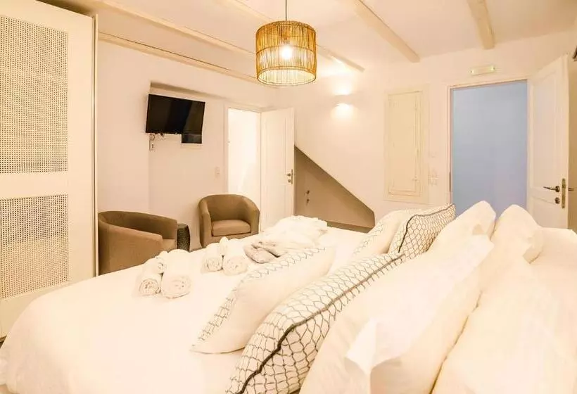 Eden View Suites & Villas