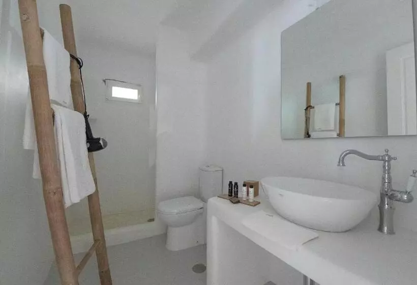 Eden View Suites & Villas