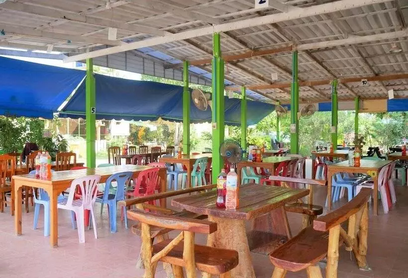 هتل Kwanjai Resort
