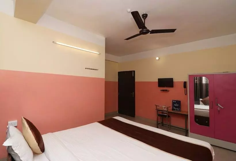 هتل O Prabha Palace Lodge