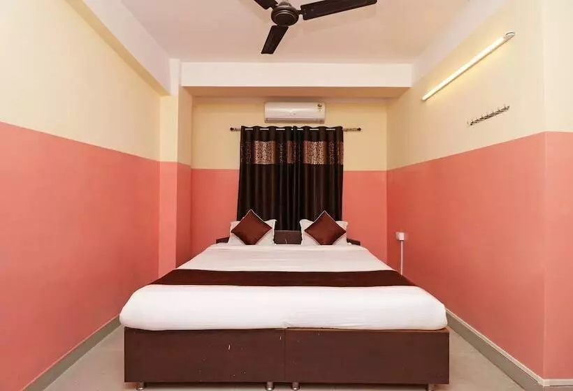 هتل O Prabha Palace Lodge