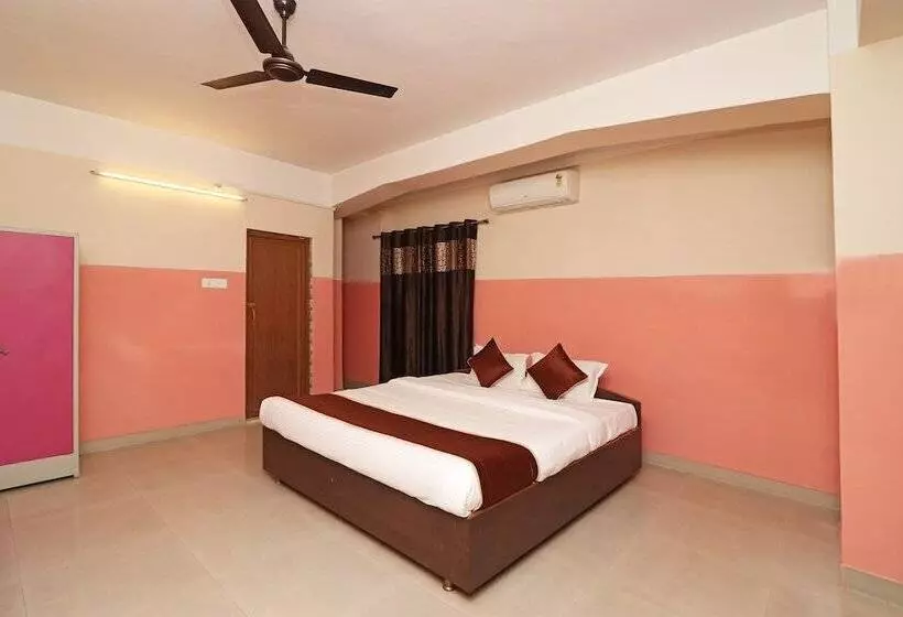 هتل O Prabha Palace Lodge