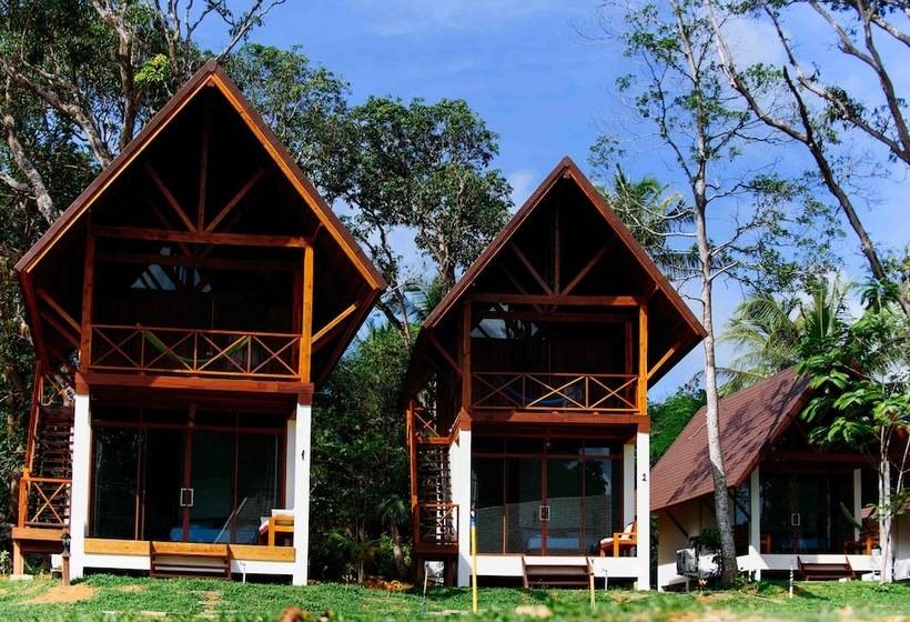 فندق Phayamas Private Beach Resort And Island Brew   Adults Only