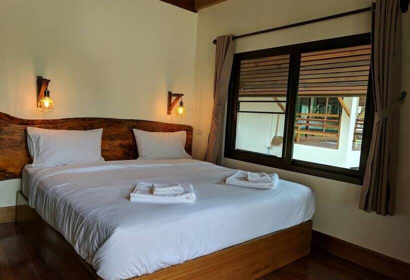 فندق Phayamas Private Beach Resort And Island Brew   Adults Only