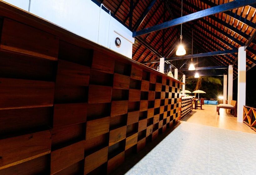 فندق Phayamas Private Beach Resort And Island Brew   Adults Only