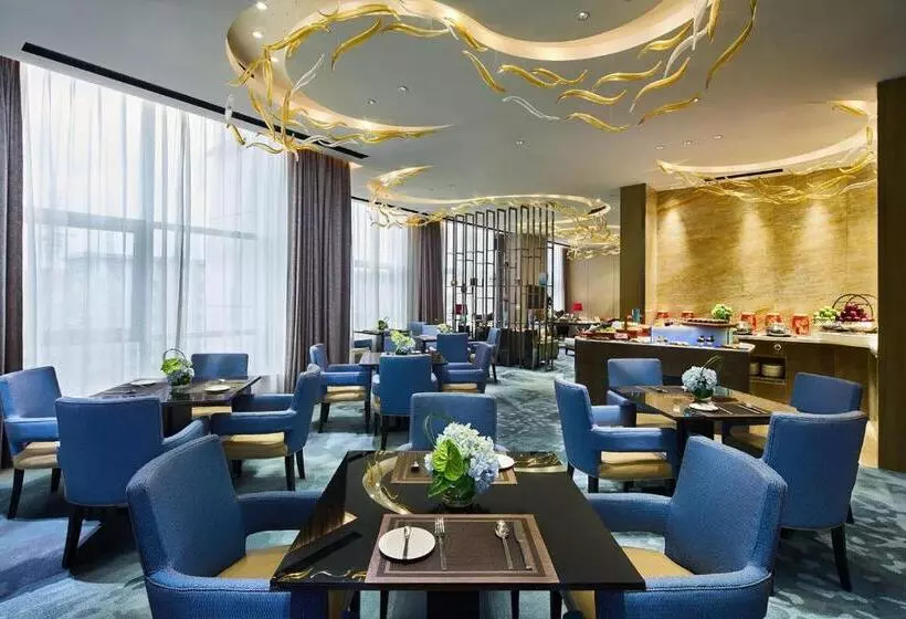 ホテル Wanda Realm Qiqihar