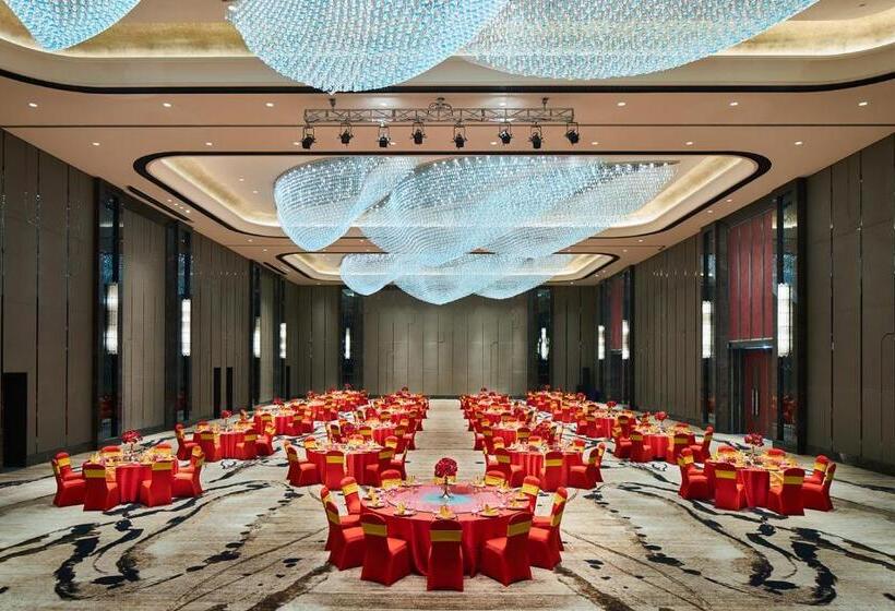 ホテル Wanda Realm Qiqihar