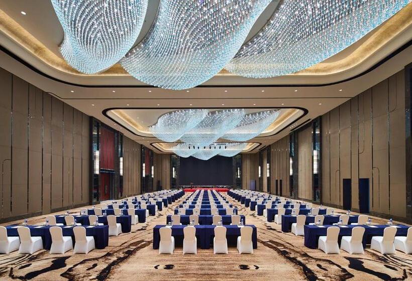 ホテル Wanda Realm Qiqihar