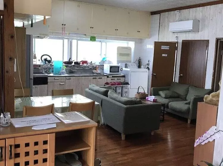 ペンション Guest House Ikoi