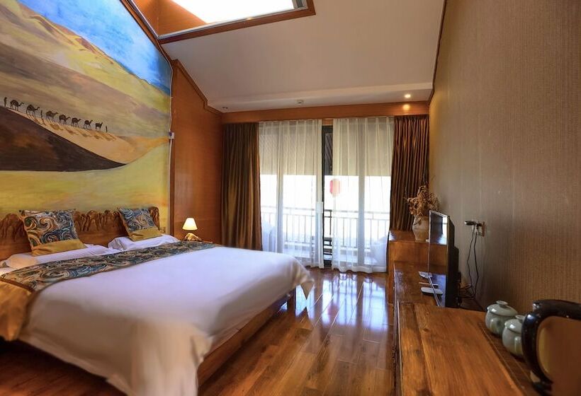 펜션 Lugu Lake Life And Dream Cultural Inn