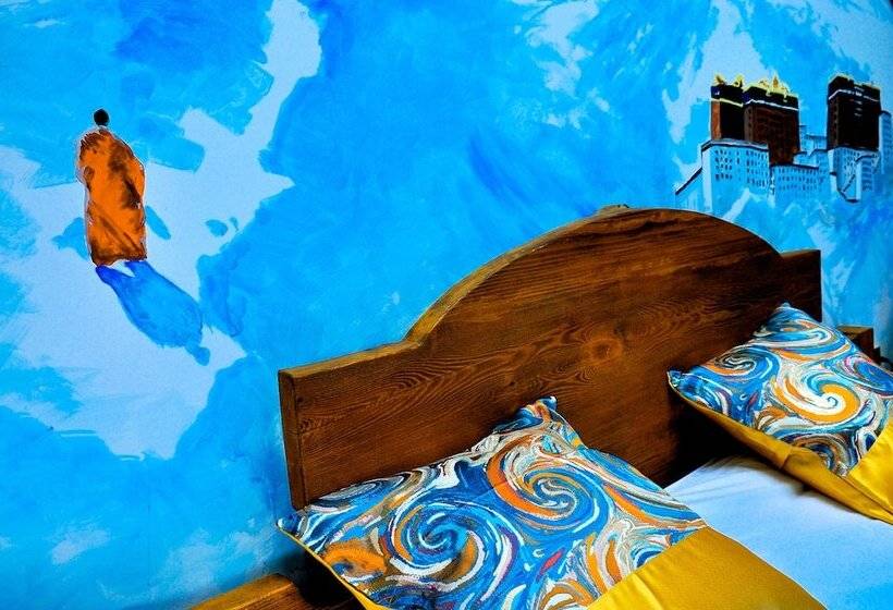 펜션 Lugu Lake Life And Dream Cultural Inn