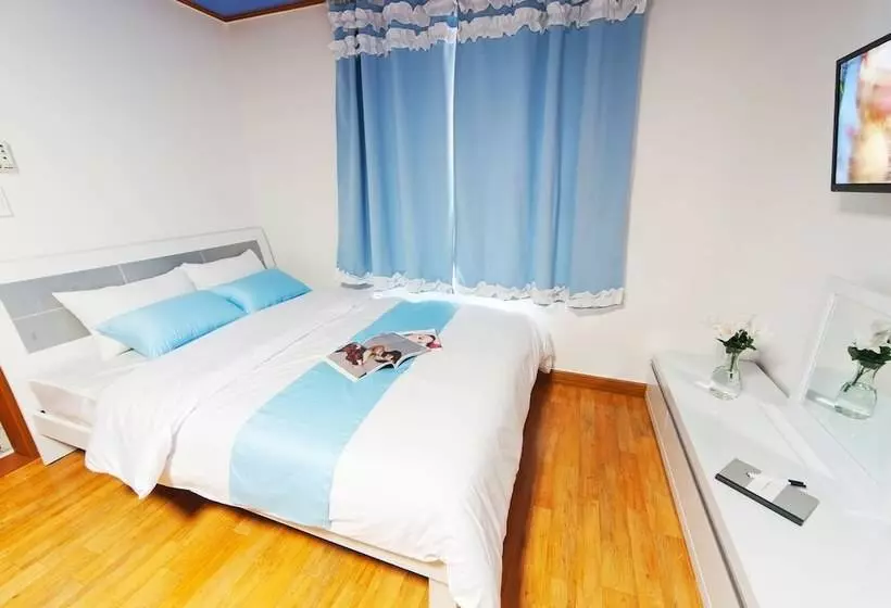 پانسیون Nakwon Beach House