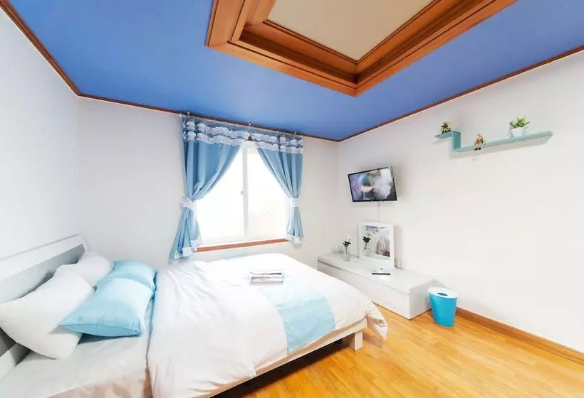 پانسیون Nakwon Beach House