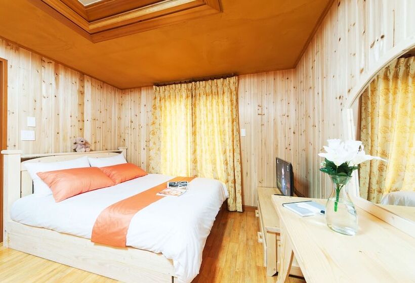 Pensione Nakwon Beach House