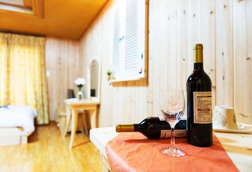 Pensione Nakwon Beach House