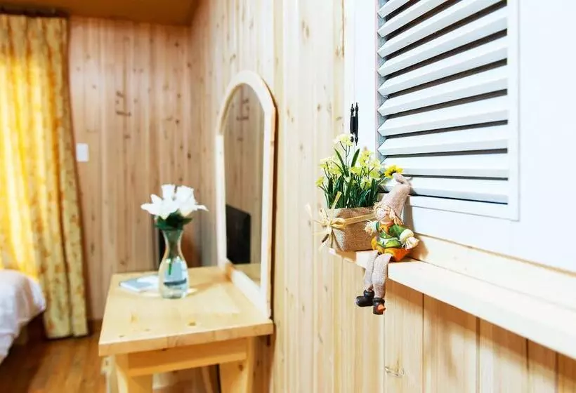 پانسیون Nakwon Beach House