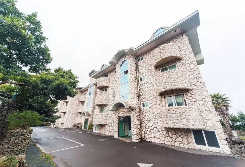 پانسیون Nakwon Beach House