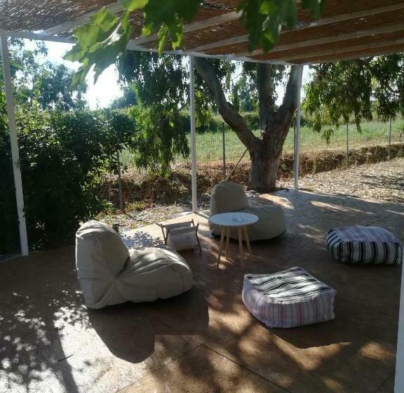 Naftilos Rosmarinus Apartments