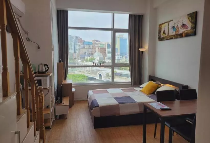Travel House