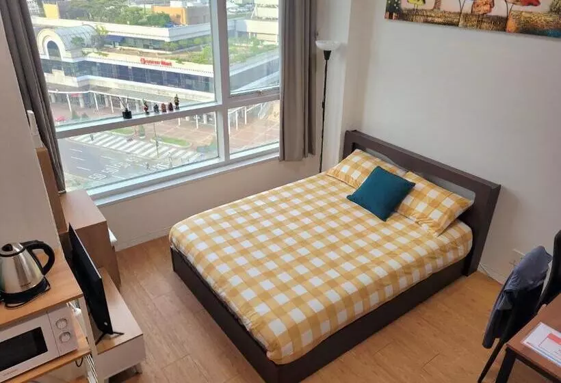 Travel House
