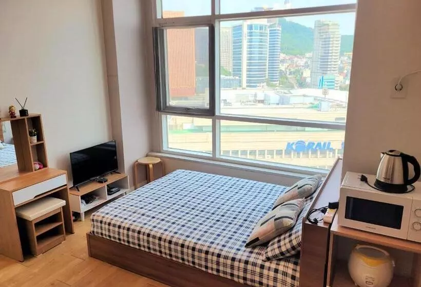 Travel House