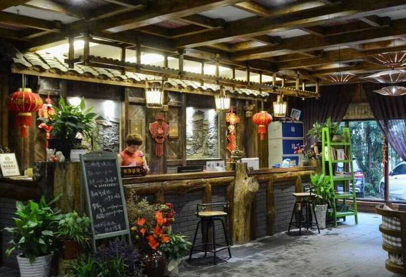 Zhangjiajie Xibujie Inn