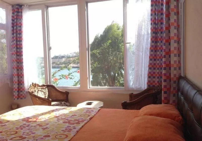Anfora Motel
