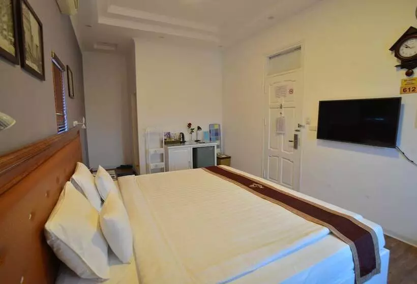 A25 Hotel 185 Lò đúc