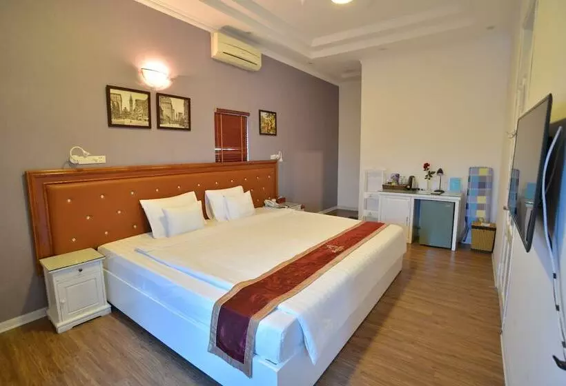 A25 Hotel 185 Lò đúc