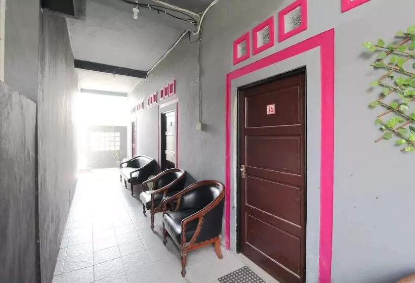 Hotelli Airy Eco Jekan Raya Bukit Raya Enam Belas 12 Palangkaraya