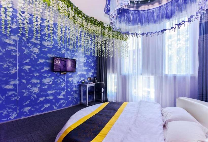 ホテル Century Hua Na Loves Boutique