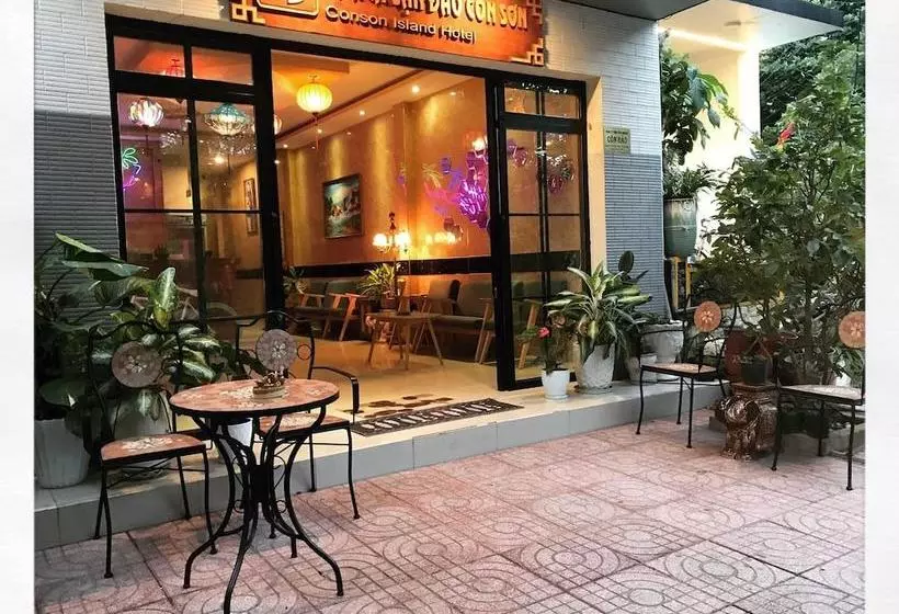 هتل Con Son Island