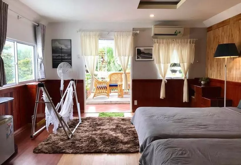 هتل Con Son Island