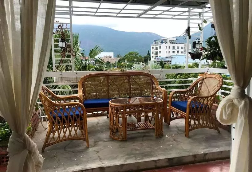 هتل Con Son Island