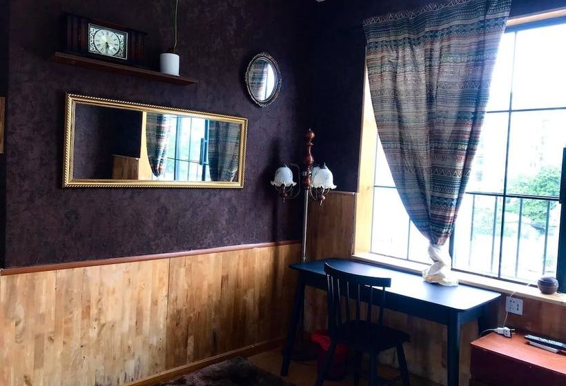 Hotel Con Son Island